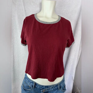 Art &‎ Hips Womens Crop Top T-Shirt Short Sleeve Casual Red Gray Trim M